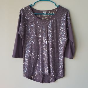 Sequin Lace Back 3/4 Sleeve Top